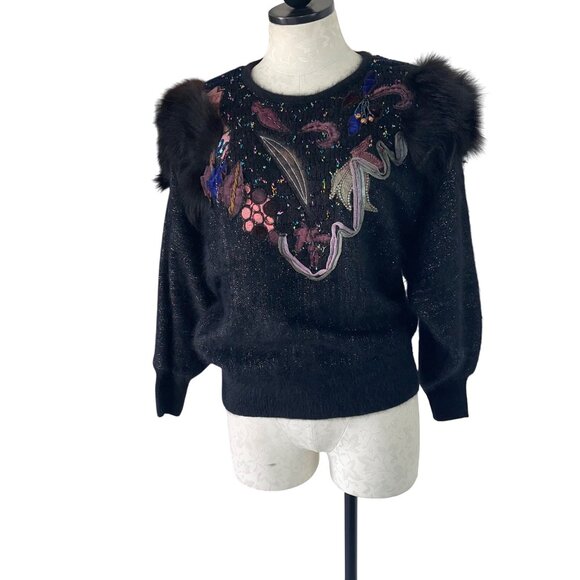 Shelton Sweaters - Shelton Vintage Womens Sweater Size Small Black Fur Shoulder Applique Batwing